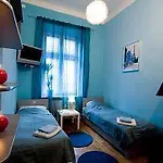 Ξενοδοχείο με διαμερίσματα Kadetus