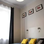 Ξενοδοχείο με διαμερίσματα Kadetus 2*