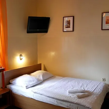 Hotel apartamentowy Kadetus 2*