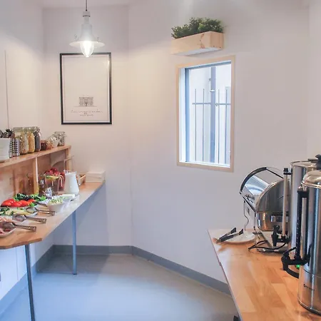 Kadetus מלון דירות קרקוב