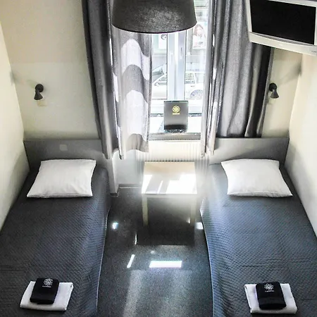 Aparthotel Kadetus 2* Krakau