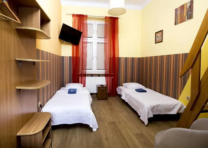Aparthotel Kadetus 2*
