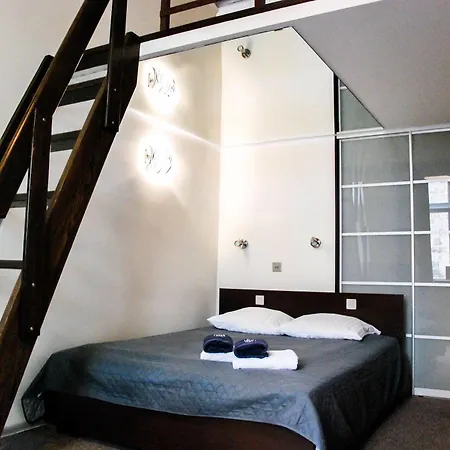 Kadetus 아파트호텔 크라쿠프