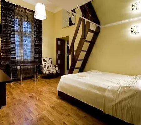 아파트호텔 Kadetus 2*