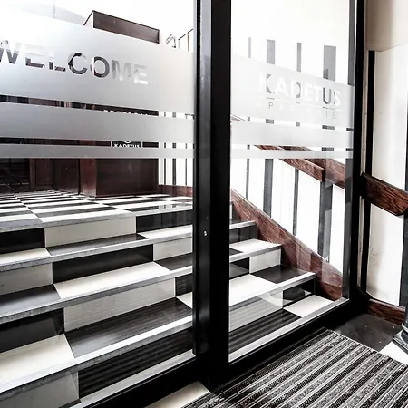 Kadetus アパートホテル クラクフ