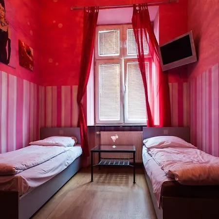 アパートホテル Kadetus 2*